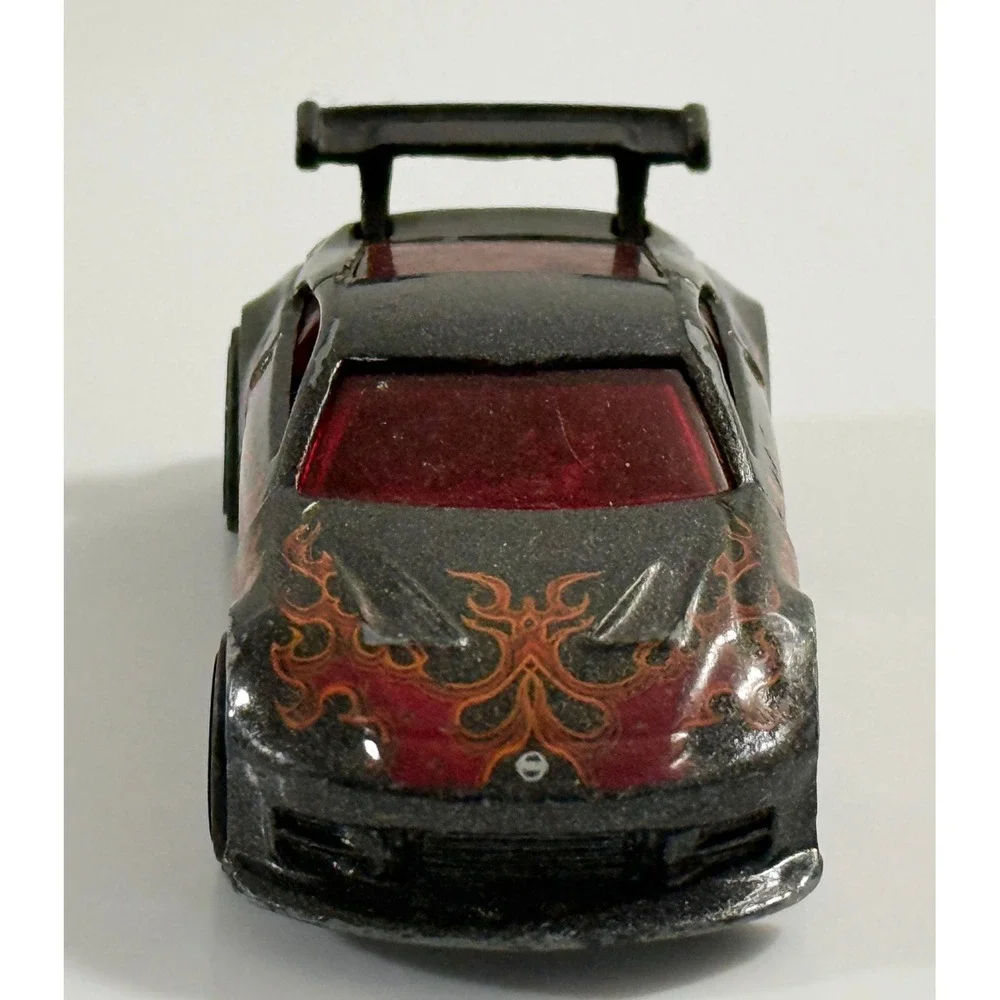 Hot Wheels Nissan 350Z Kids 1:64 Black Red Flame Diecast Toy Car‎ B02